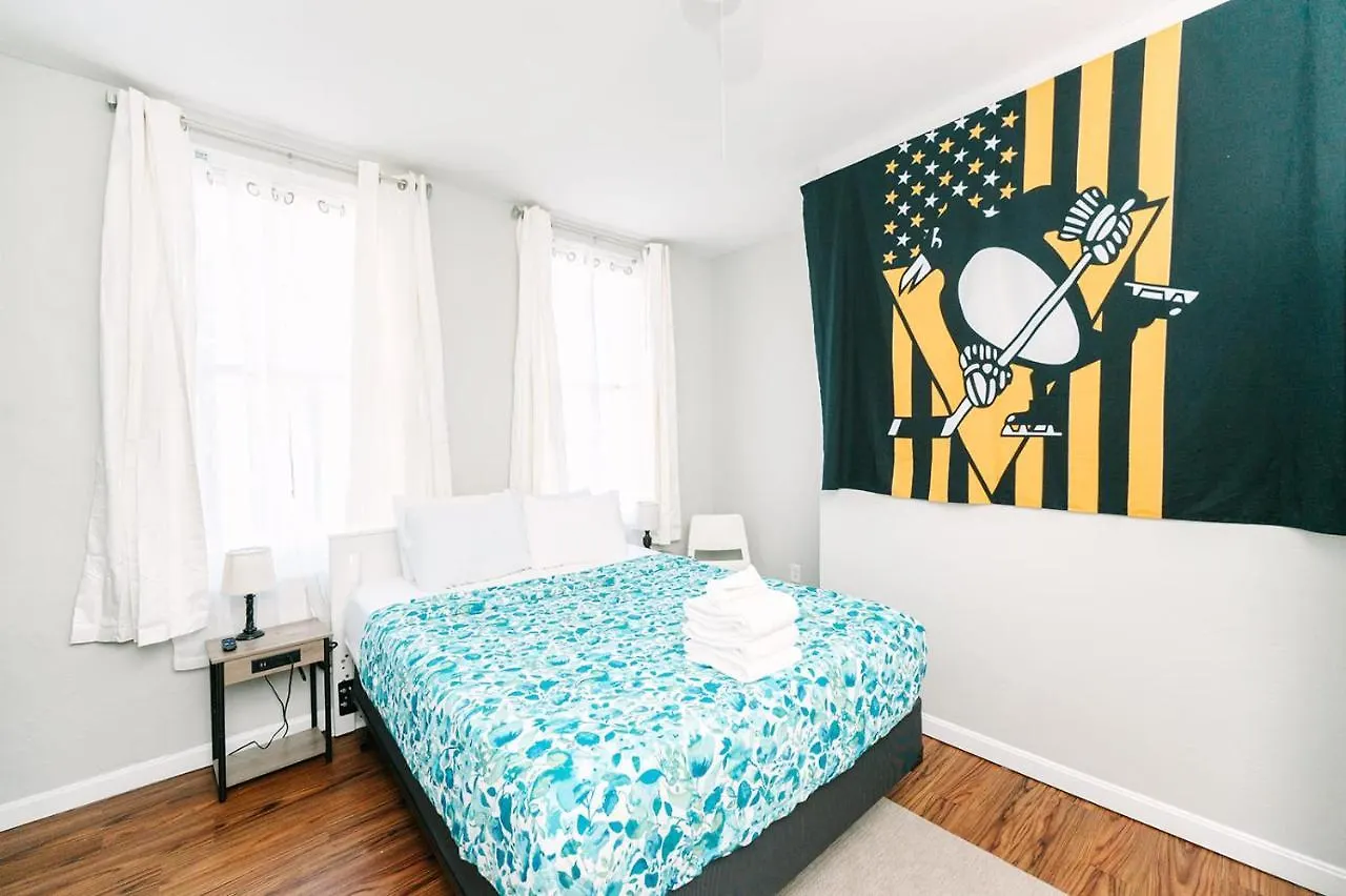 Pittsburgh'S Sports Suite- Free Driveway Parking Appartement