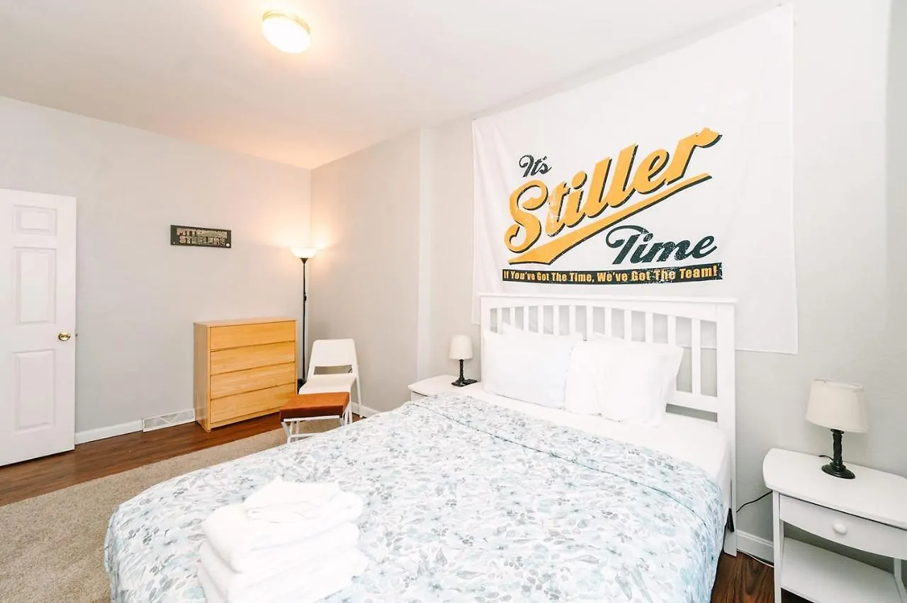 Pittsburgh'S Sports Suite- Free Driveway Parking Appartement
