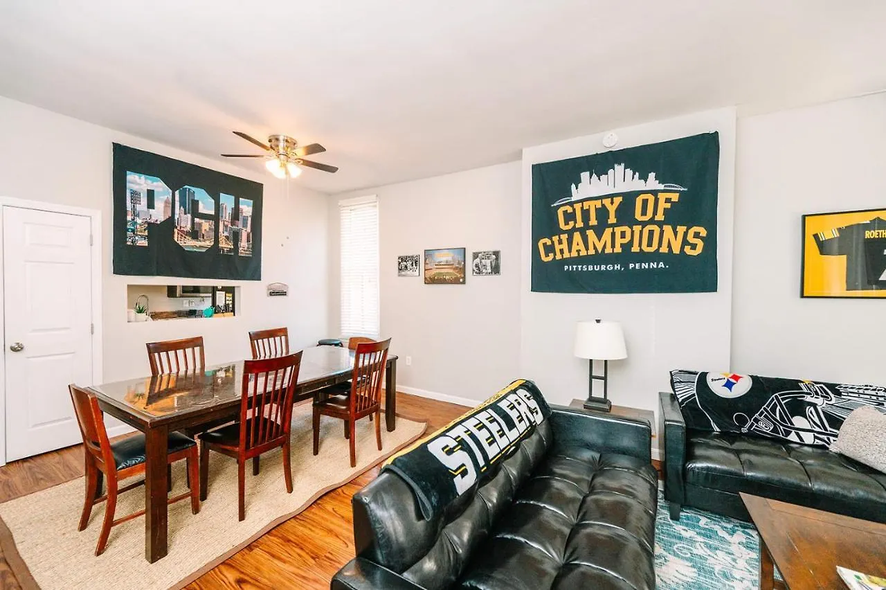 Appartement Pittsburgh'S Sports Suite- Free Driveway Parking